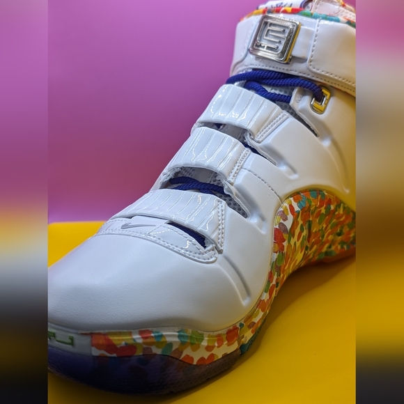 Size 10 W, 8.5 M - Nike Zoom LeBron 4 2024 Fruity Pebbles DQ9310-100 - Picture 6 of 15
